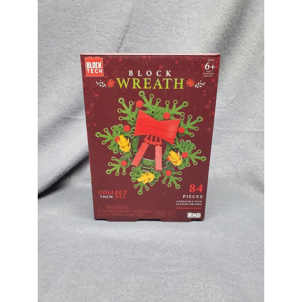 Block‎ Tech Christmas Wreath